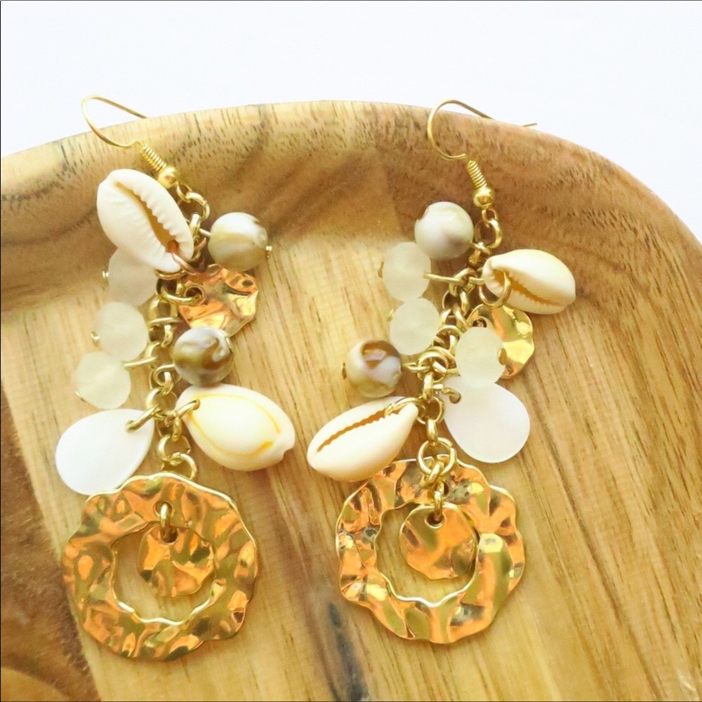 Hammered Coastal Shell Dangle Earrings - Picture 7 of 7